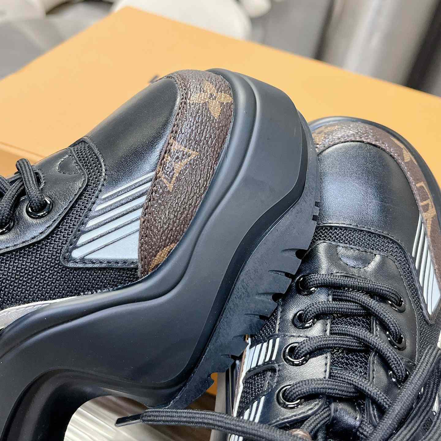 Louis Vuitton LV Archlight 2.0 Platform Sneaker    1ABIHC - FashionPlug