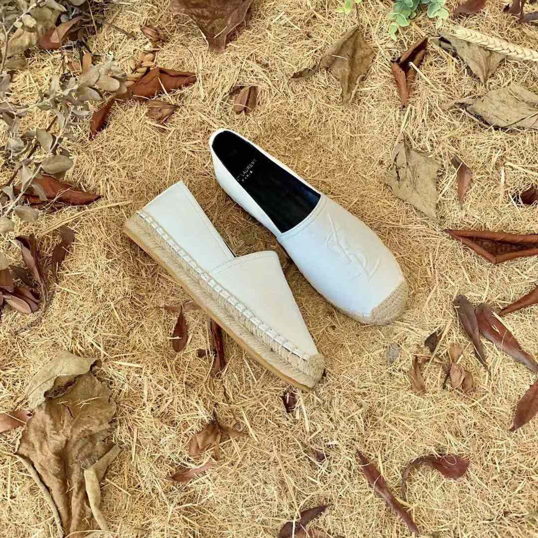 Saint Laurent Cassandre Espadrilles In Lambskin - FashionPlug