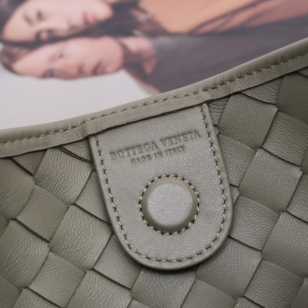 Bottega Veneta Sardine - FashionPlug