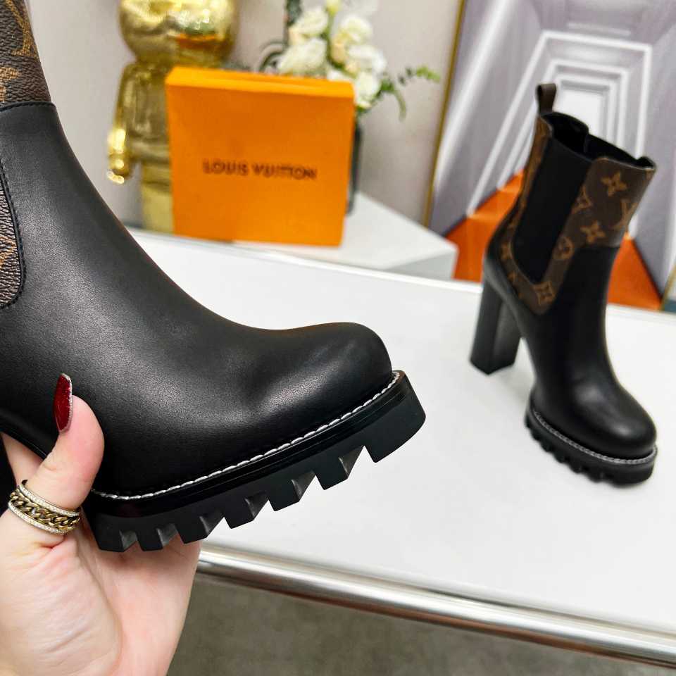 Louis Vuitton Ankle Boot - FashionPlug