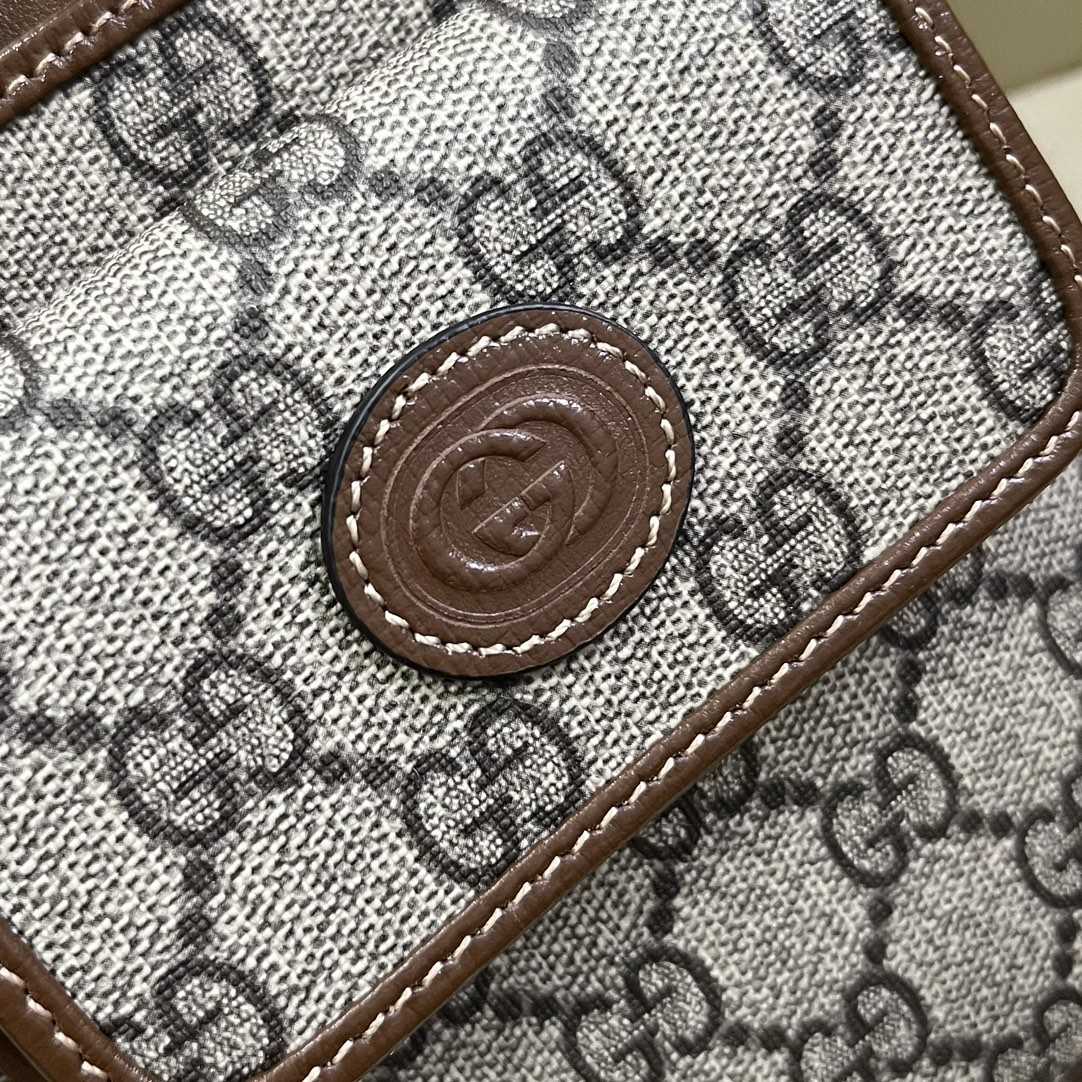 Gucci GG Mini Bucket Bag With Interlocking G - FashionPlug