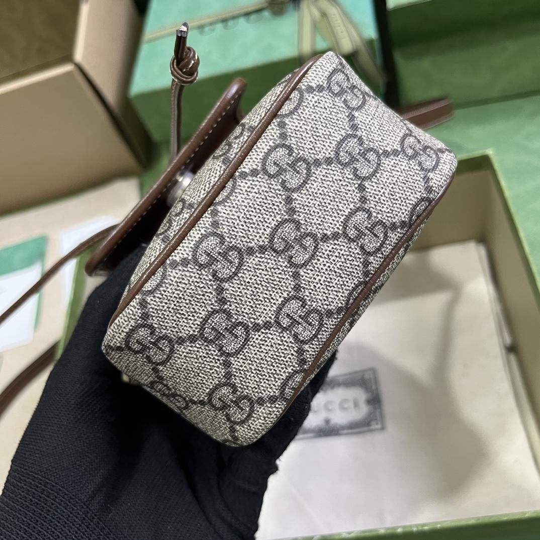 Gucci GG Mini Bucket Bag With Interlocking G - FashionPlug