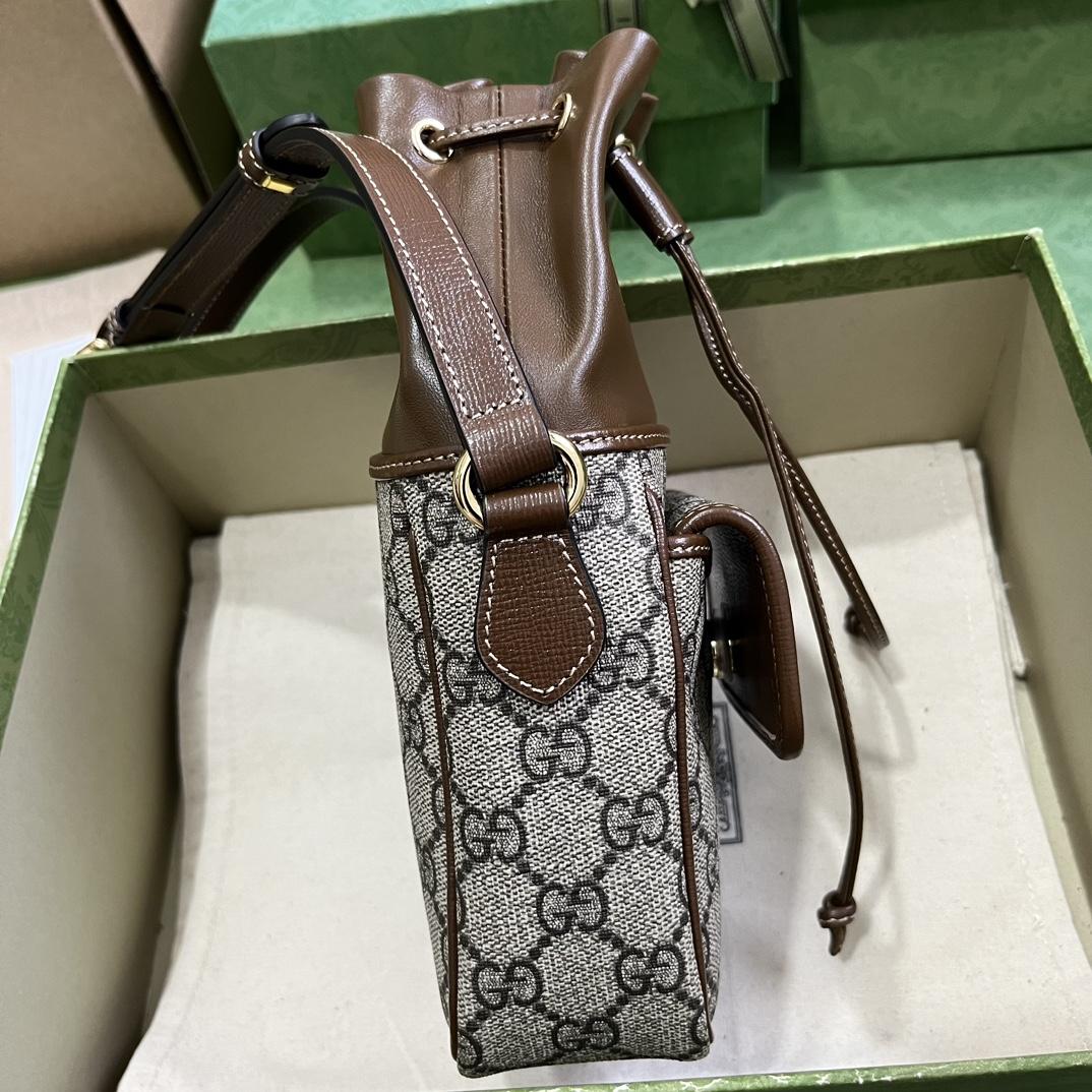 Gucci GG Mini Bucket Bag With Interlocking G - FashionPlug