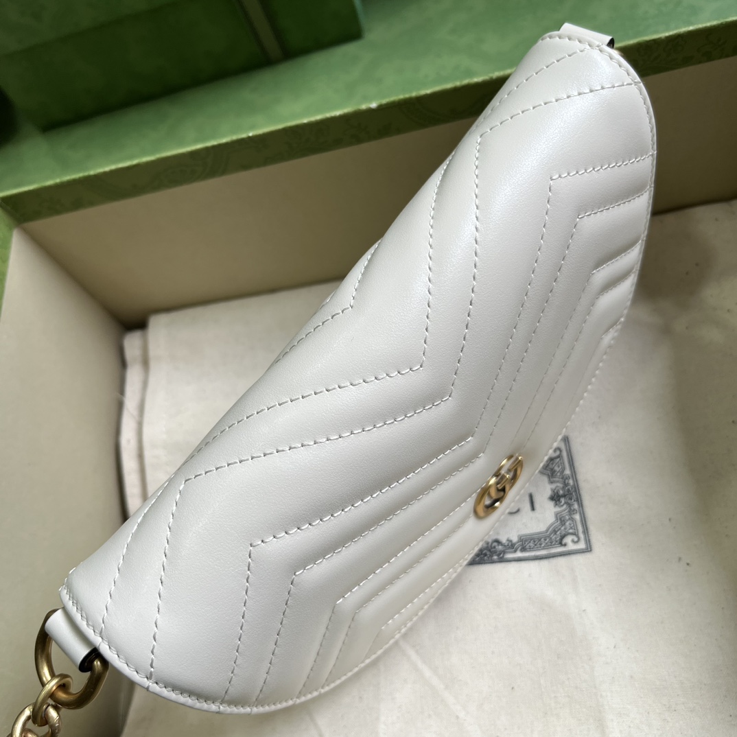 Gucci GG Marmont Matelasse Chain Mini Bag (20x 14.5x 4cm) - FashionPlug