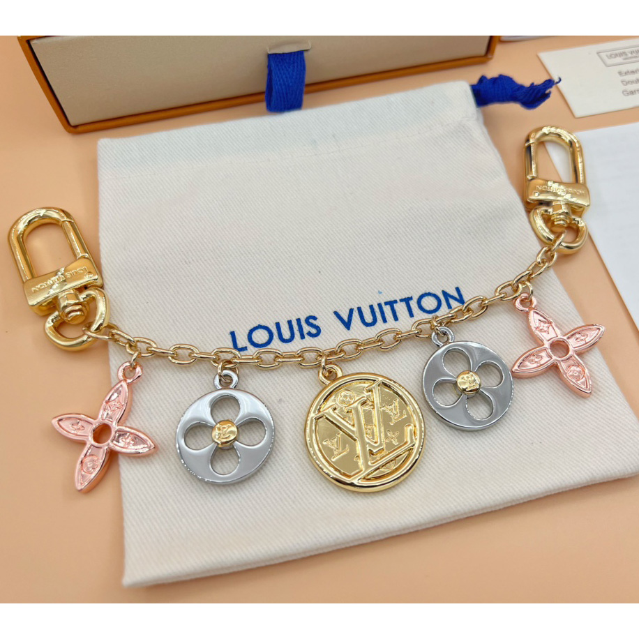 Louis Vuitton Nanogram Family Bag Charm   M01001 - FashionPlug
