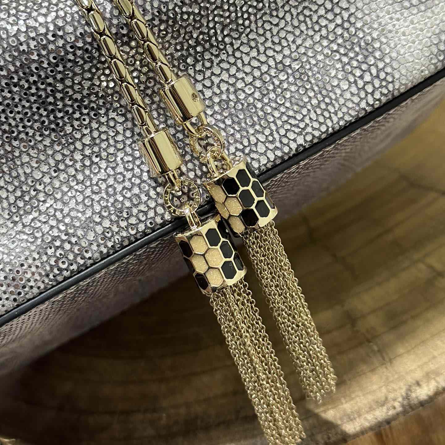 Bvlgari Serpenti Forever Bucket Bag - FashionPlug
