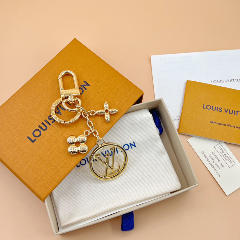 Louis Vuitton Blooming Key Holder   M01006 - FashionPlug