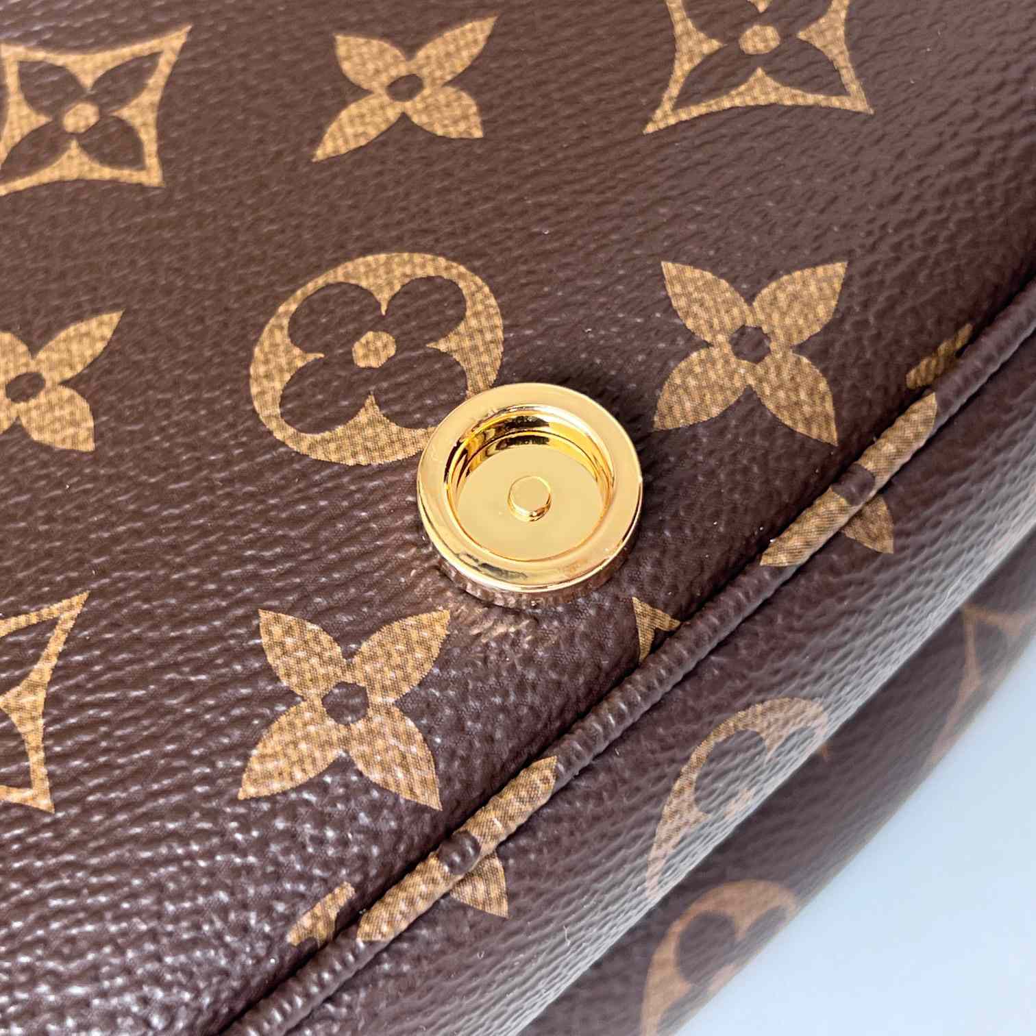 Louis Vuitton Saumur BB (20x15x7.5cm)   M46740 - FashionPlug