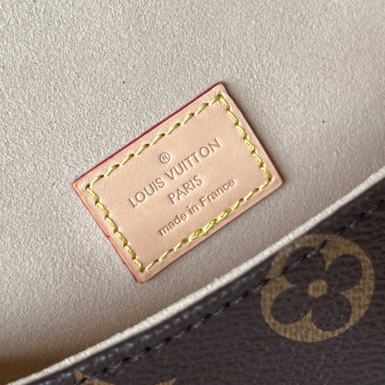 Louis Vuitton Saumur BB (20x15x7.5cm)   M46740 - FashionPlug