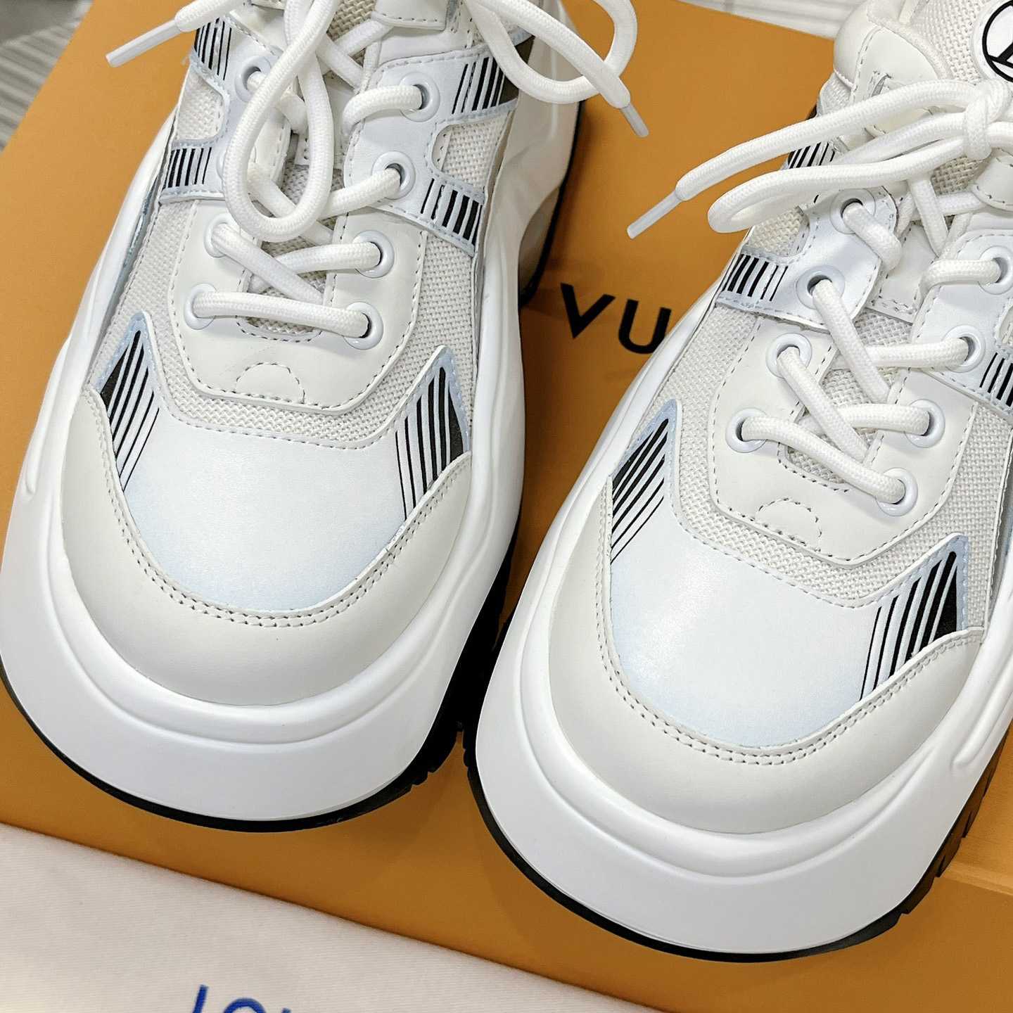 Louis Vuitton LV Archlight 2.0 Platform Sneaker    1ABI0L - FashionPlug