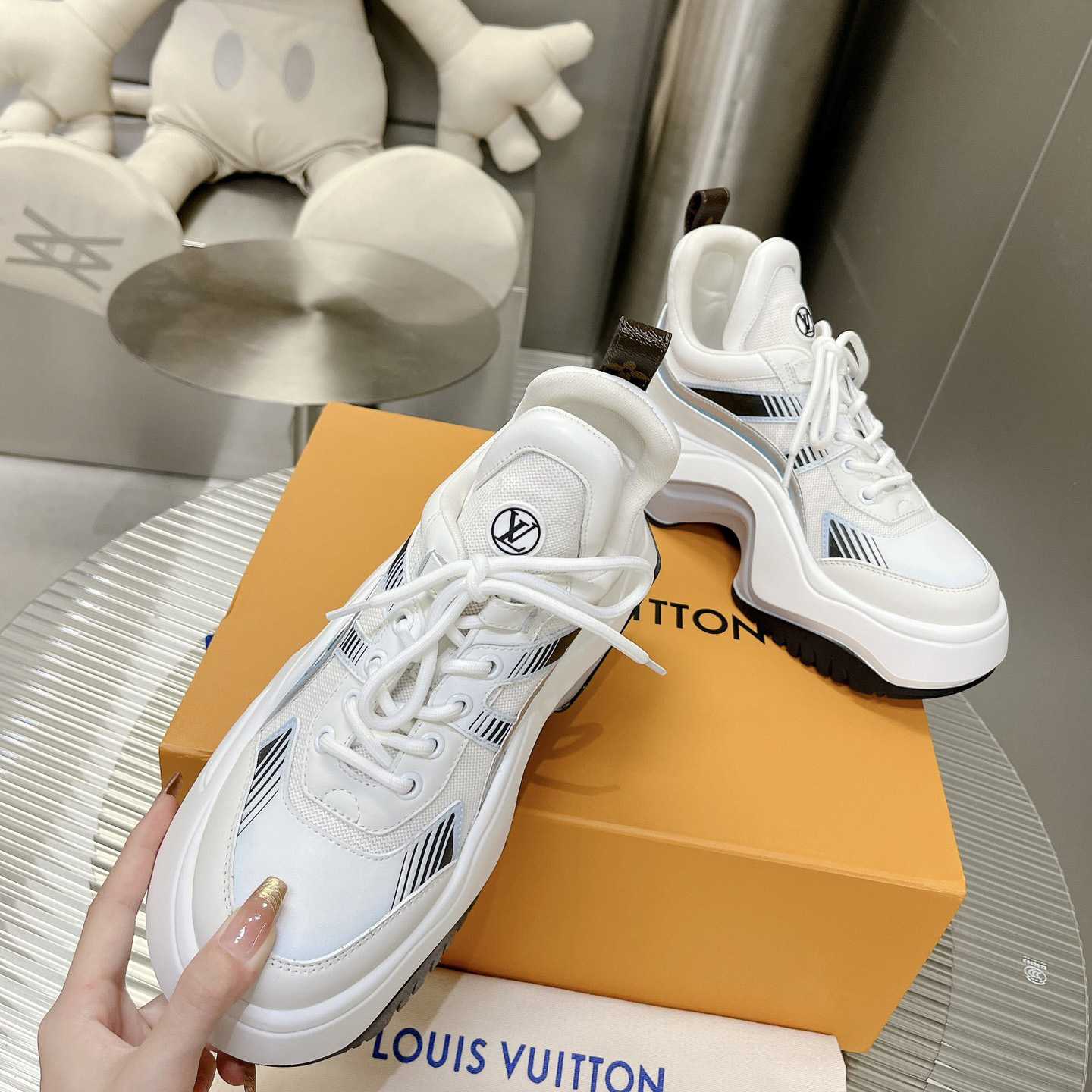 Louis Vuitton LV Archlight 2.0 Platform Sneaker    1ABI0L - FashionPlug