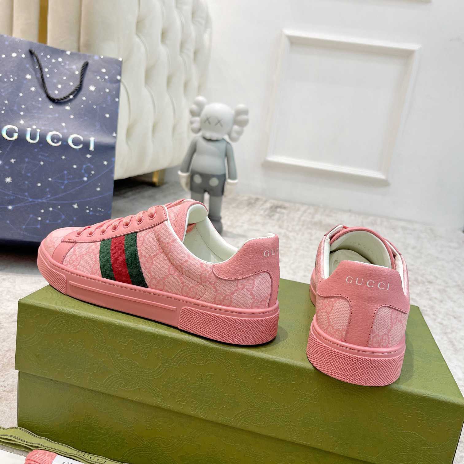 Gucci Ace Sneaker With Web - FashionPlug