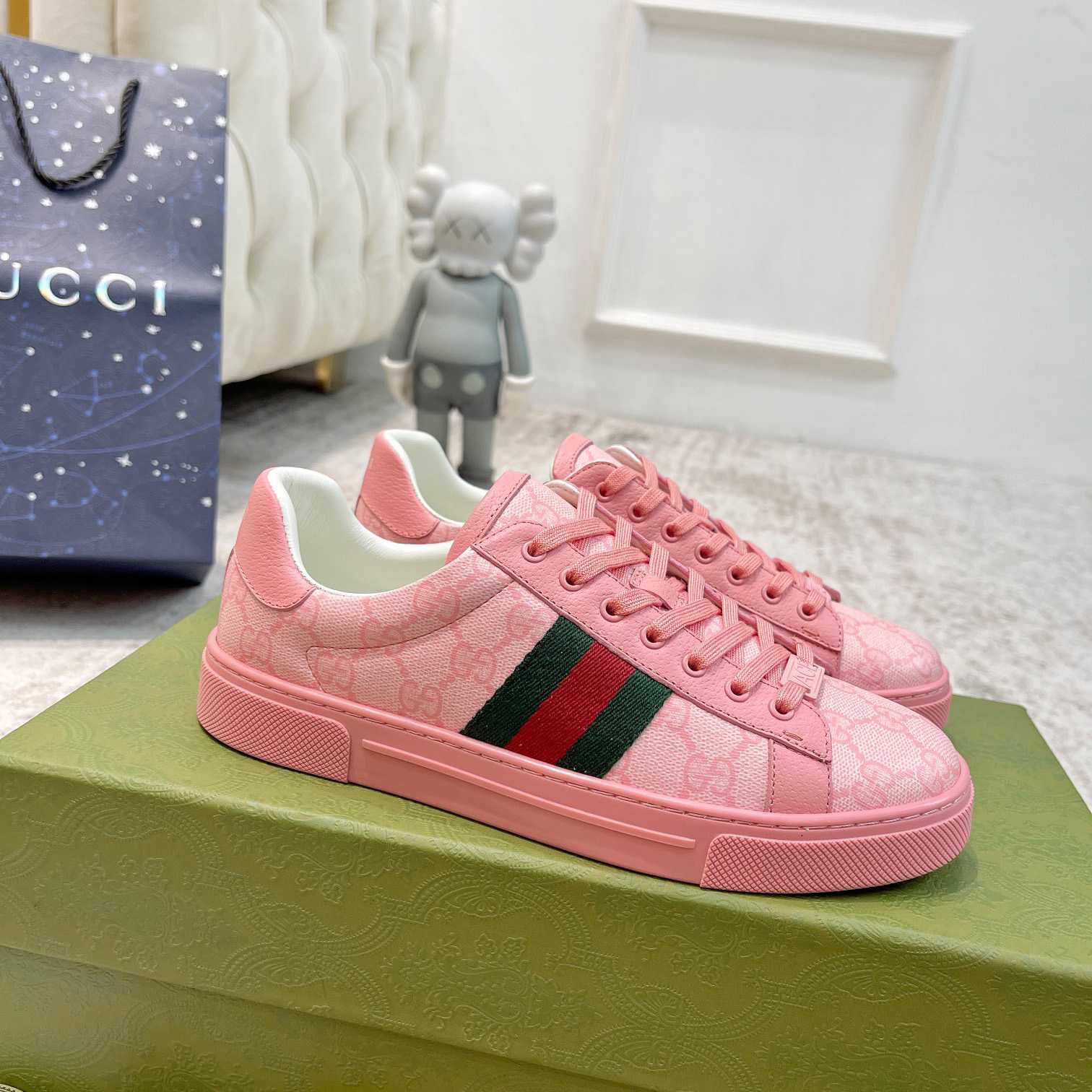 Gucci Ace Sneaker With Web - FashionPlug