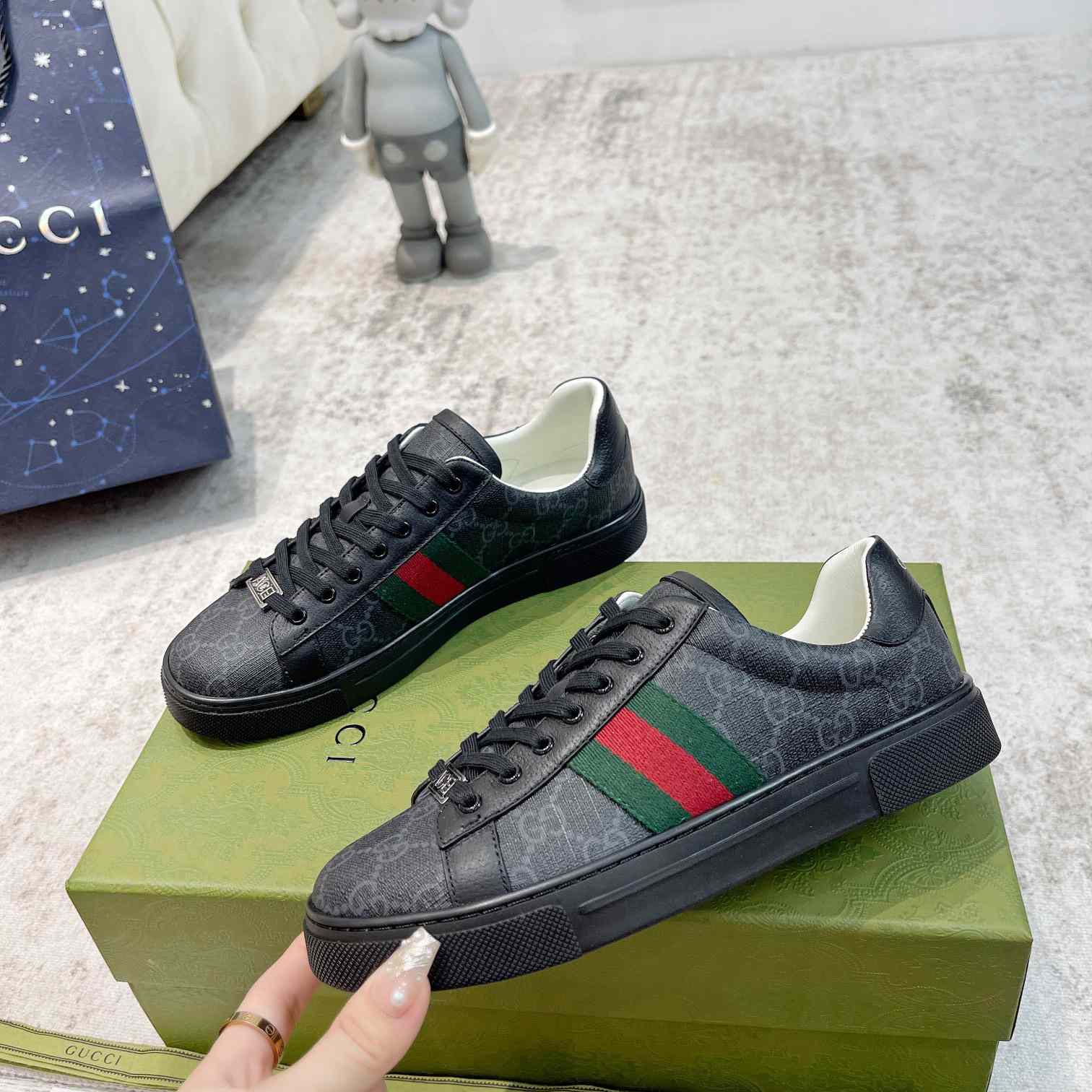 Gucci Ace Sneaker With Web - FashionPlug