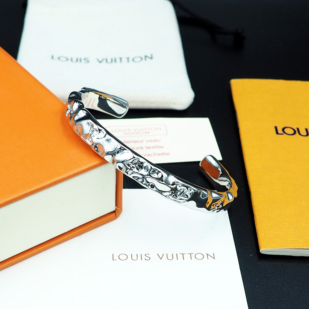 Louis Vuitton Monogram Jonc - FashionPlug