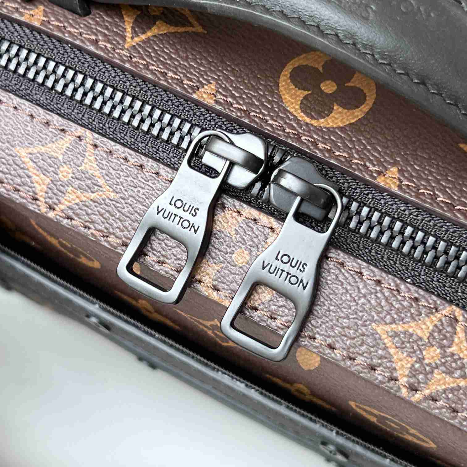 Louis Vuitton Handle Soft Trunk (21.5 x 15 x 7cm)   M45935 - FashionPlug