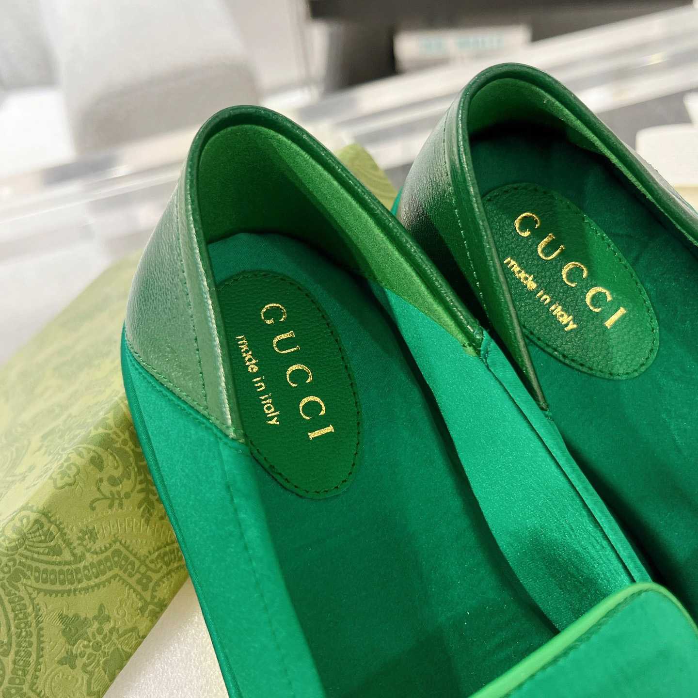 Gucci Women's Horsebit Loafer With Crystals - FashionPlug