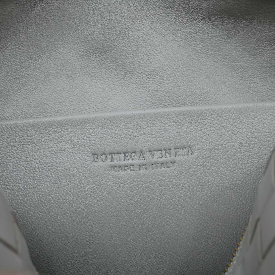 Bottega Veneta Small Loop Camera Bag - FashionPlug