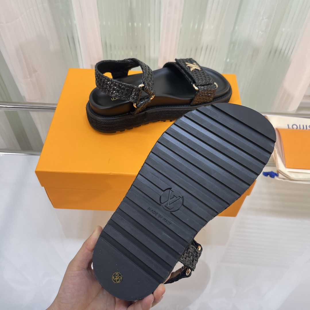 Louis Vuitton Cordoba Flat Comfort Sandal - FashionPlug
