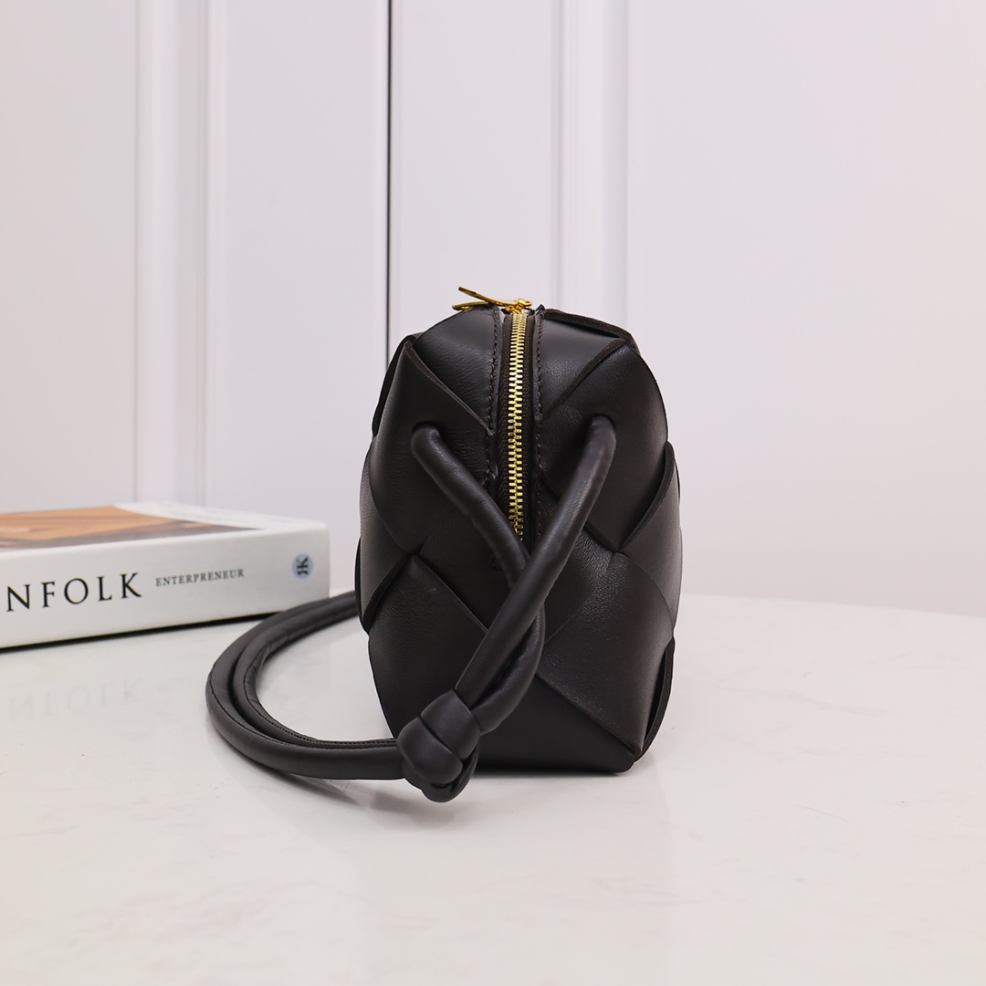 Bottega Veneta Small Cassette Camera Bag - FashionPlug