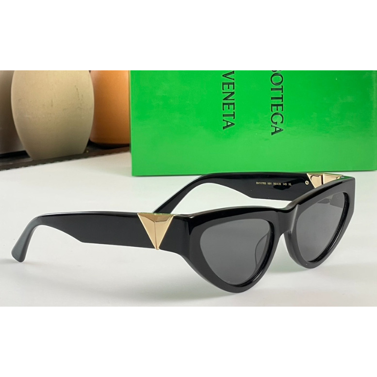 Bottega Veneta Sunglasses - FashionPlug