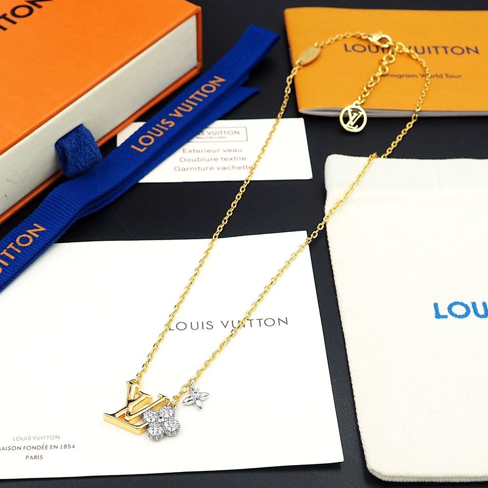 Louis Vuitto LV Gram Necklace   - FashionPlug