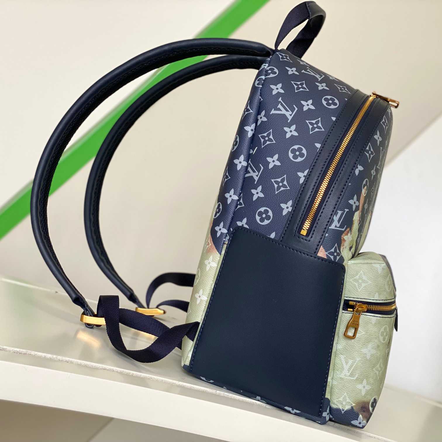 Louis Vuitton Discovery Backpack PM (29-38-20cm)   M46806 - FashionPlug