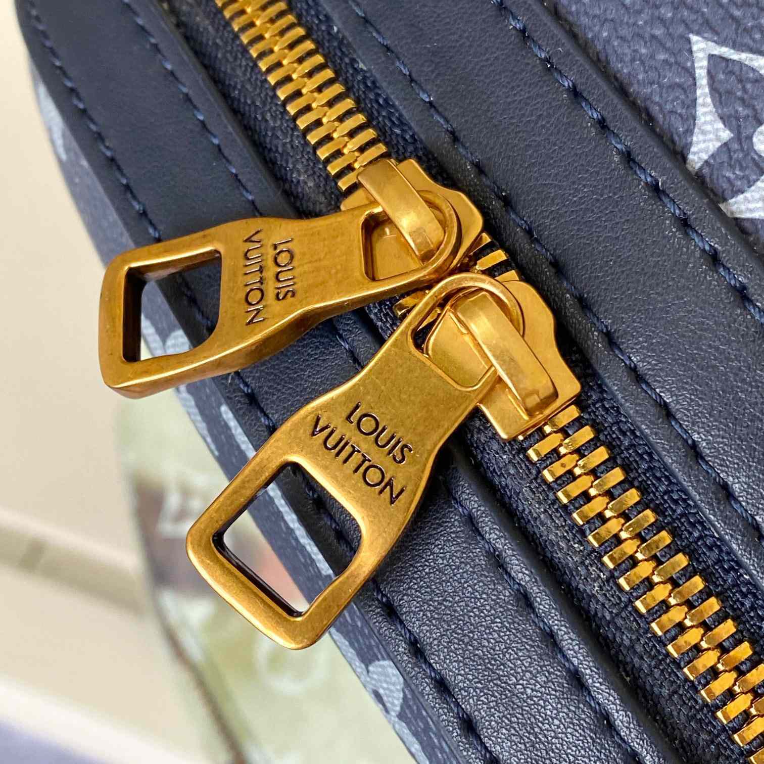 Louis Vuitton Discovery Backpack PM (29-38-20cm)   M46806 - FashionPlug