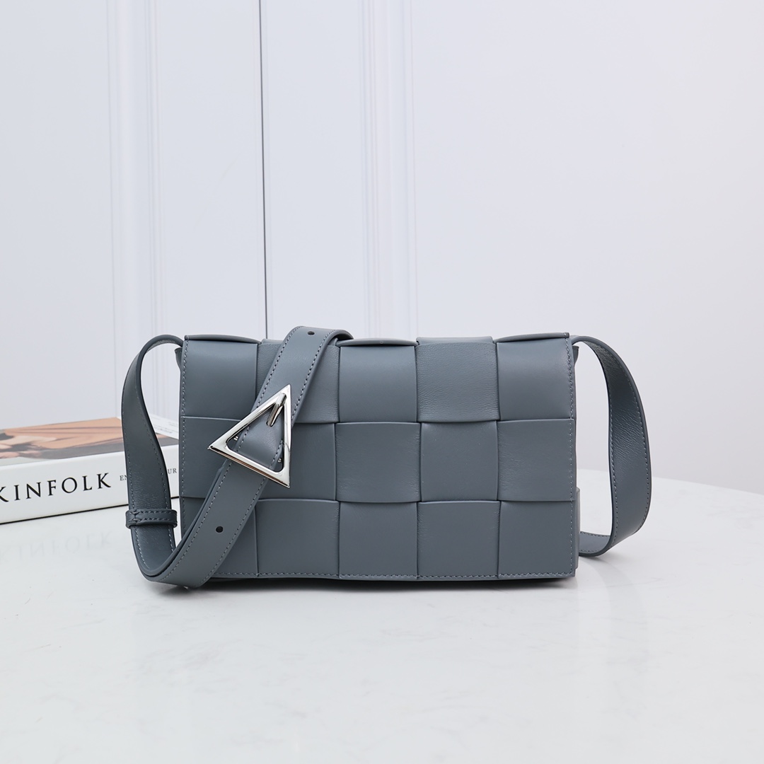 Bottega Veneta Cassette - FashionPlug