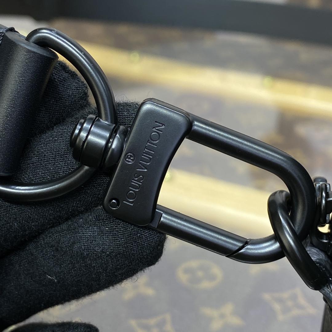 Louis Vuitton Nano Alpha   M82542 - FashionPlug