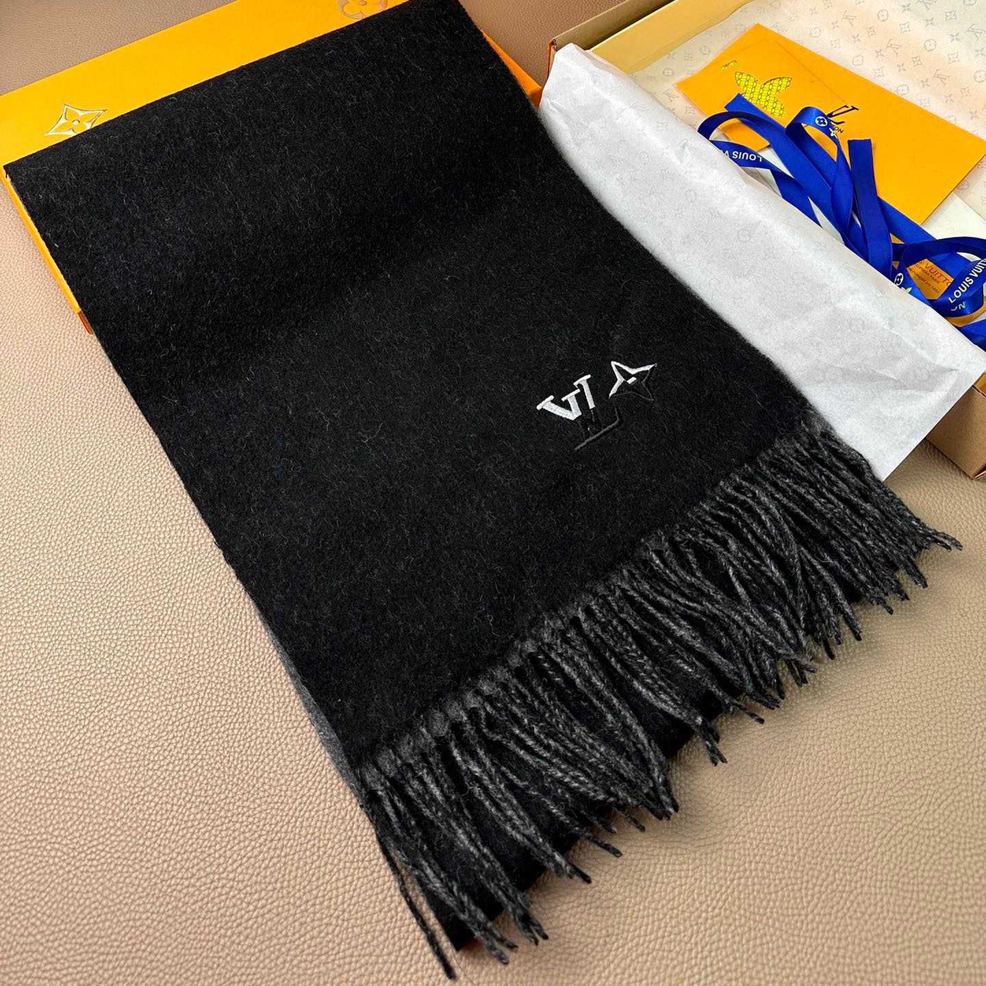 Louis Vitton LV Dual Scarf - FashionPlug