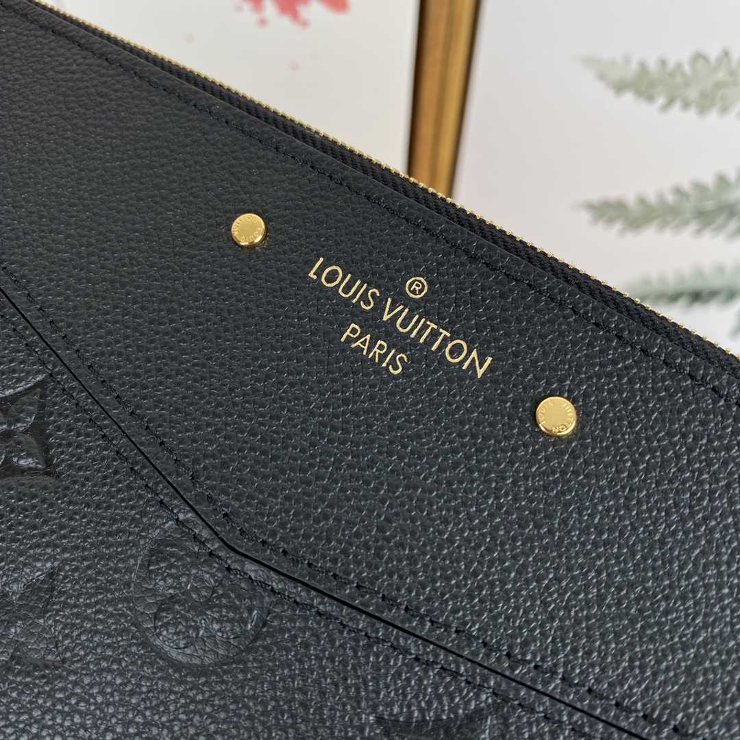 Louis Vuitton Daily Pouch  (29.5 x 21x 1cm)  M62937 - FashionPlug