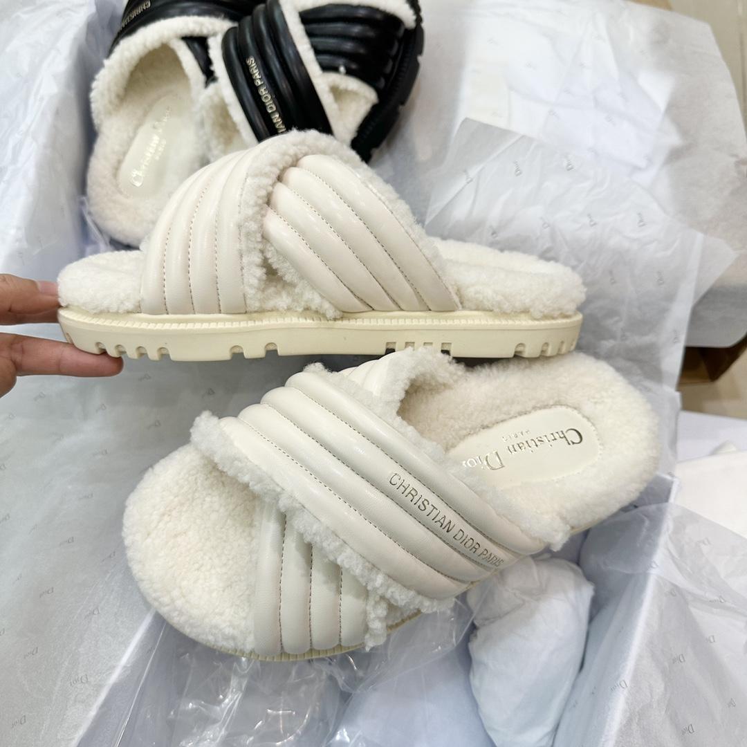 Dior D-Cross Slide  - FashionPlug