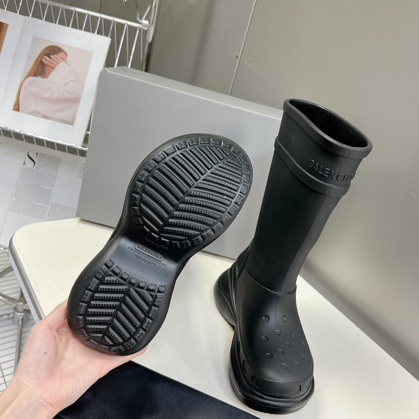 Balenciaga Crocs™ Boot In Black Rubber - FashionPlug