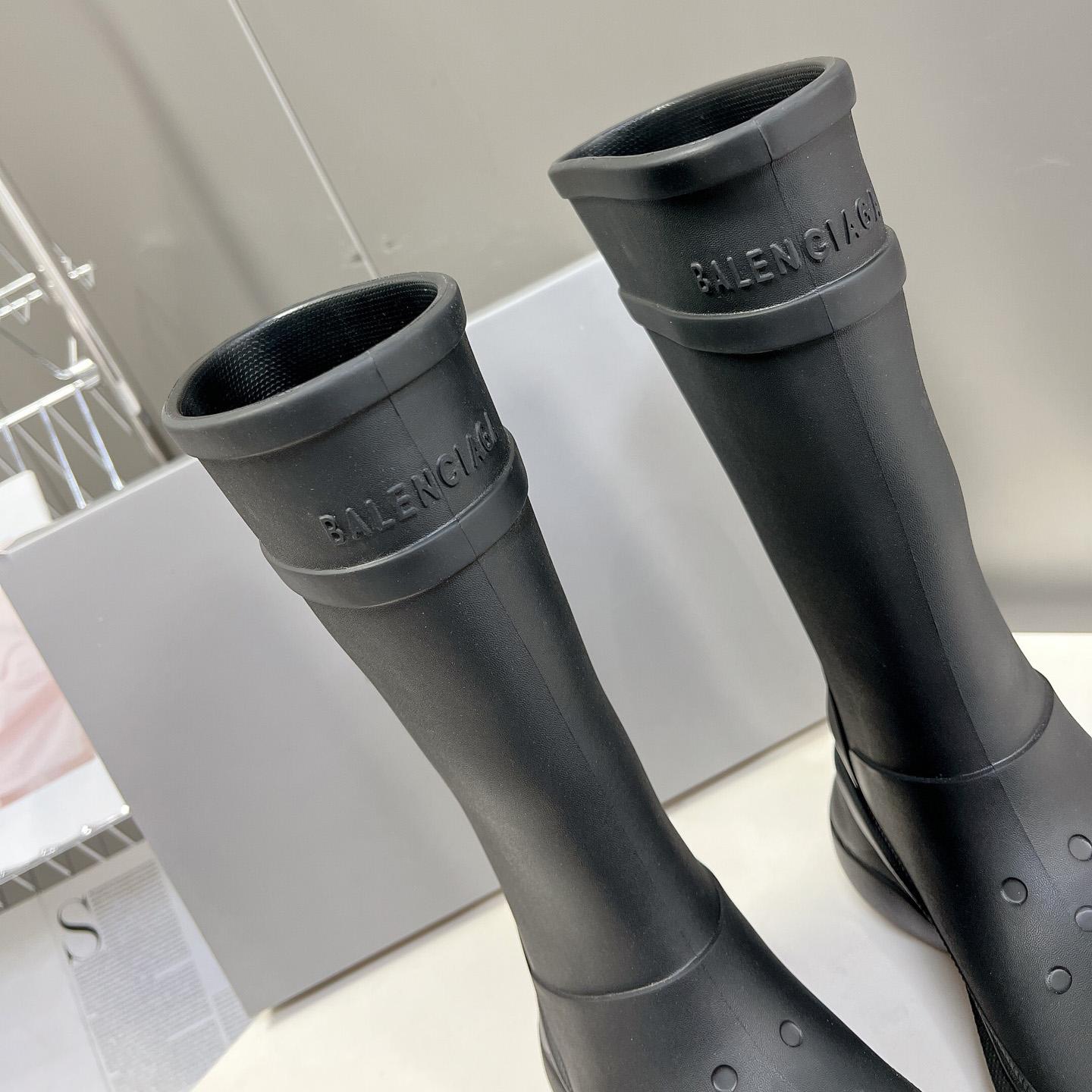Balenciaga Crocs™ Boot In Black Rubber - FashionPlug