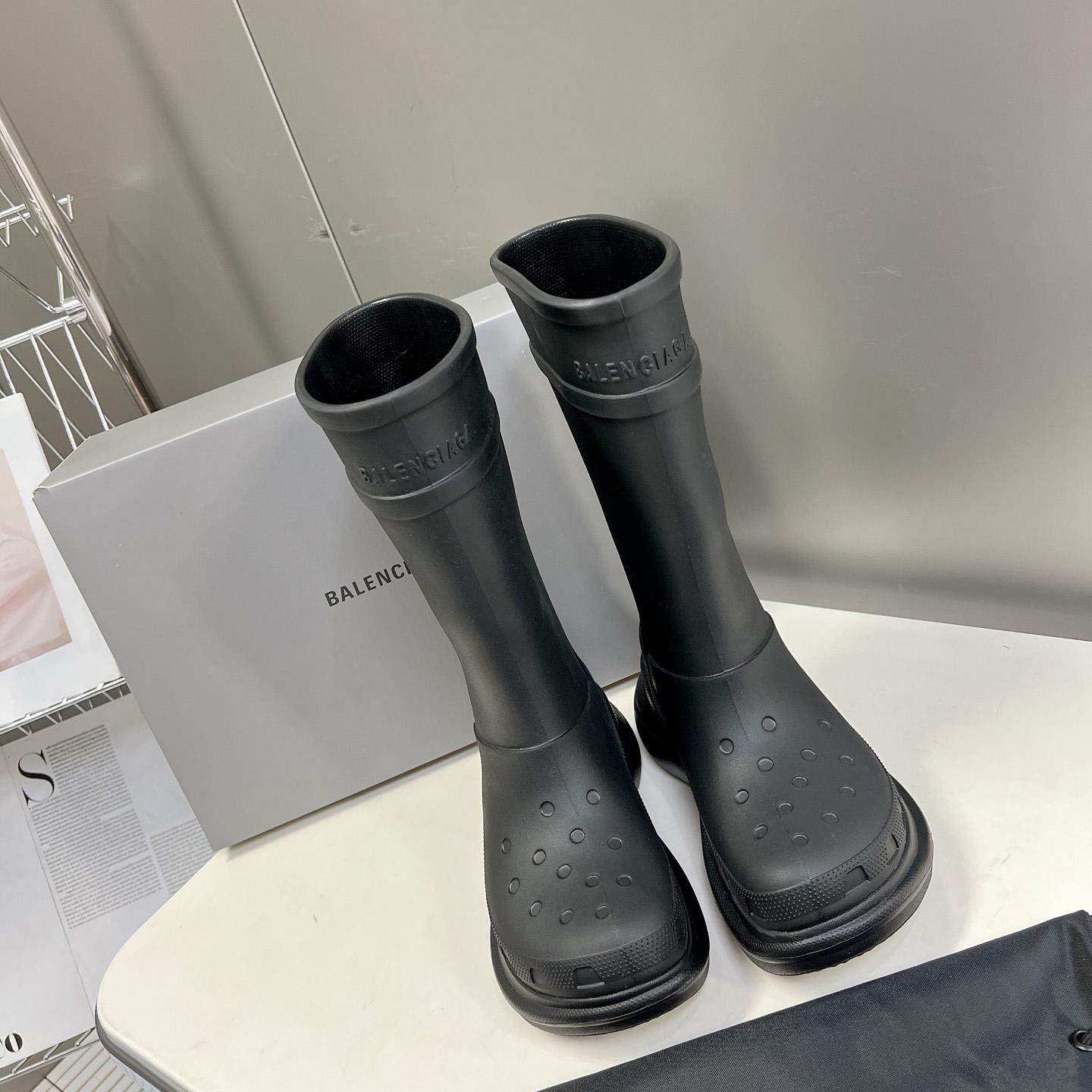 Balenciaga Crocs™ Boot In Black Rubber - FashionPlug