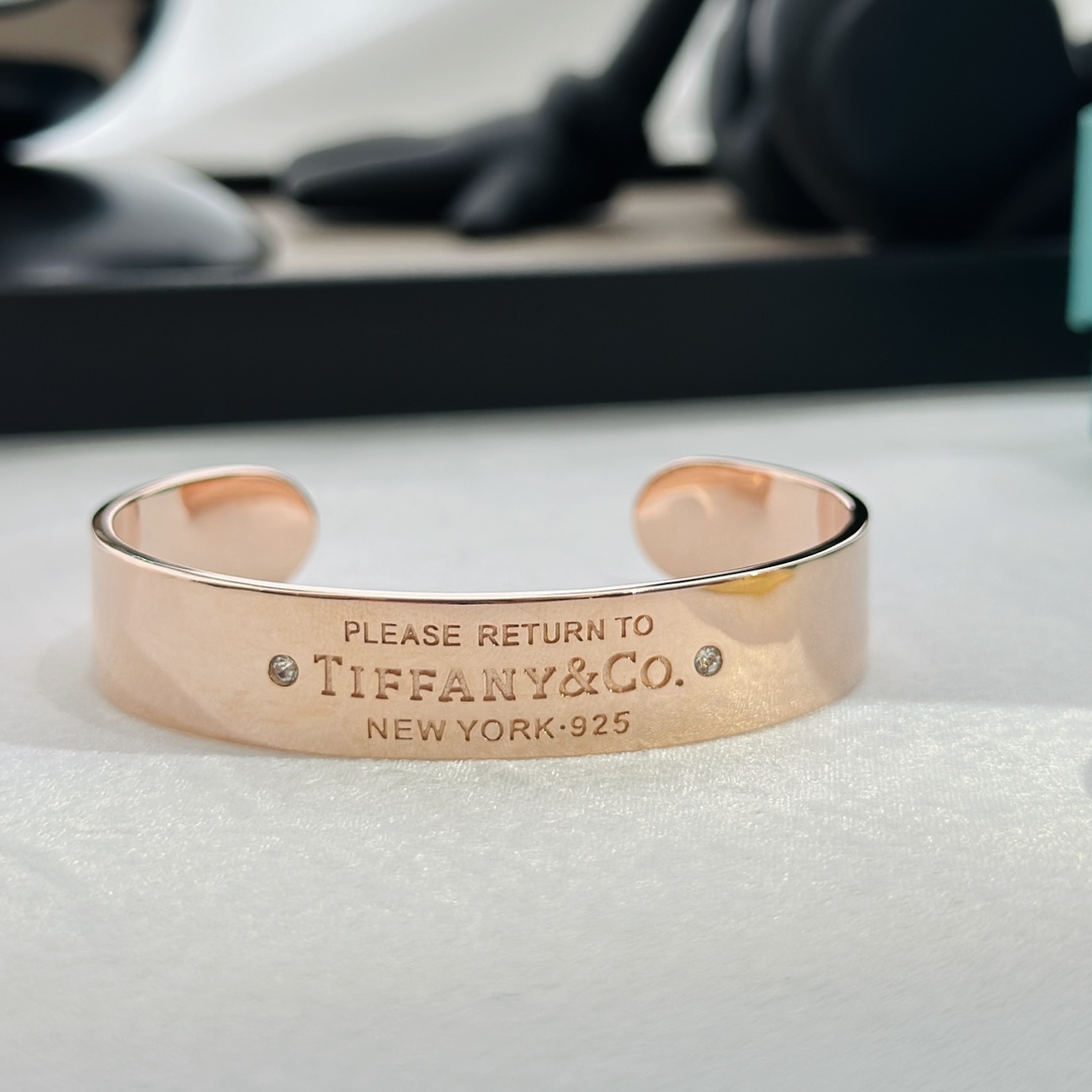 Tiffany&CO Narrow Cuff - FashionPlug