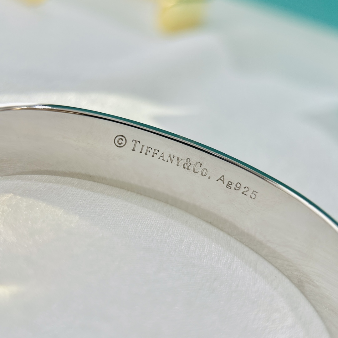 Tiffany&CO Narrow Cuff - FashionPlug