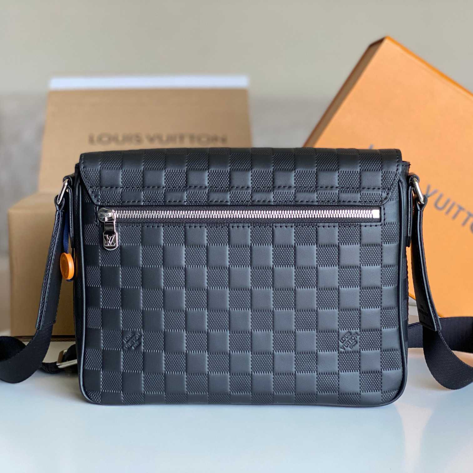 Louis Vuitton District PM (26 x 20 x 7cm)   N42711 - FashionPlug