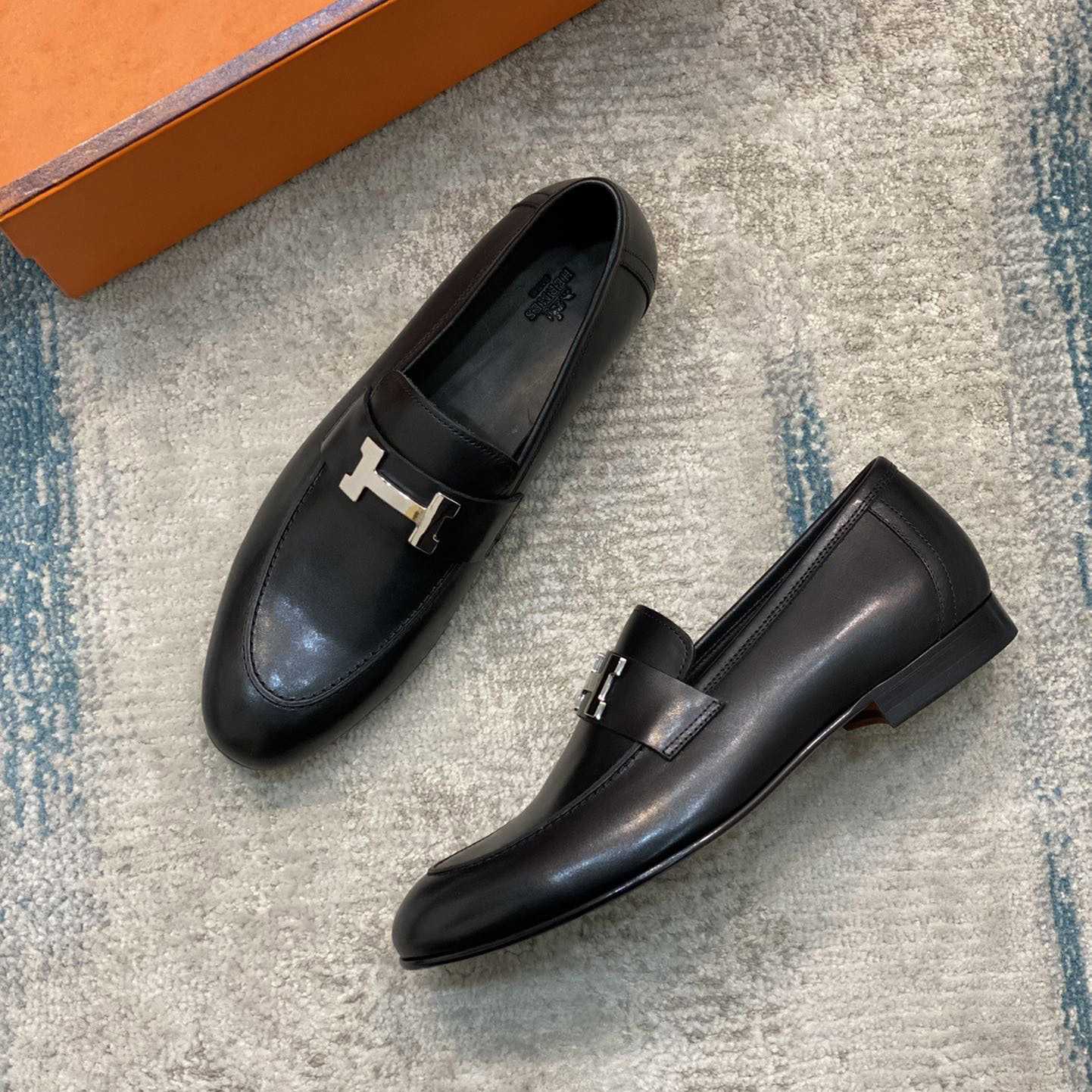 Hermes Paris Loafer - FashionPlug
