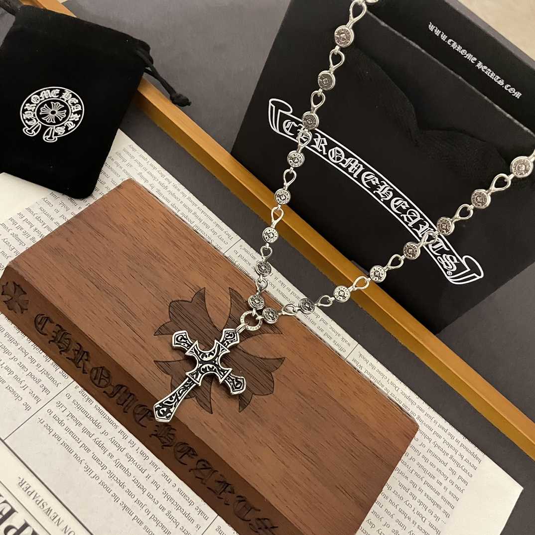 Chrome Heart Necklace   - FashionPlug