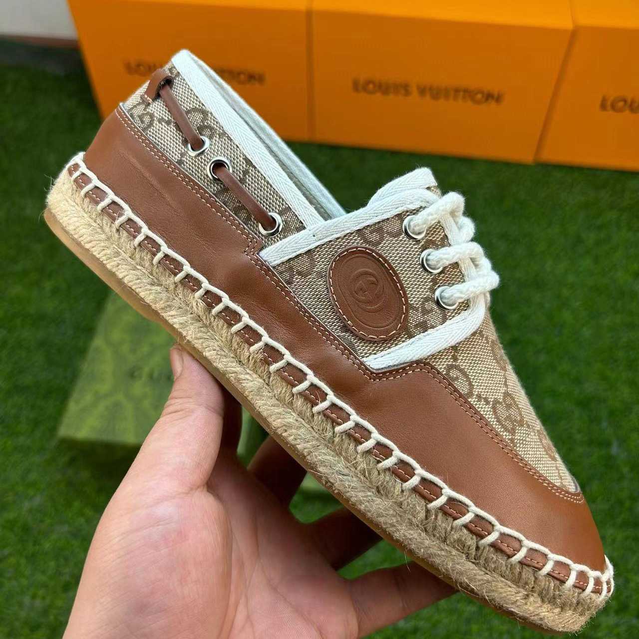 Gucci Lace-up GG Shoe - FashionPlug