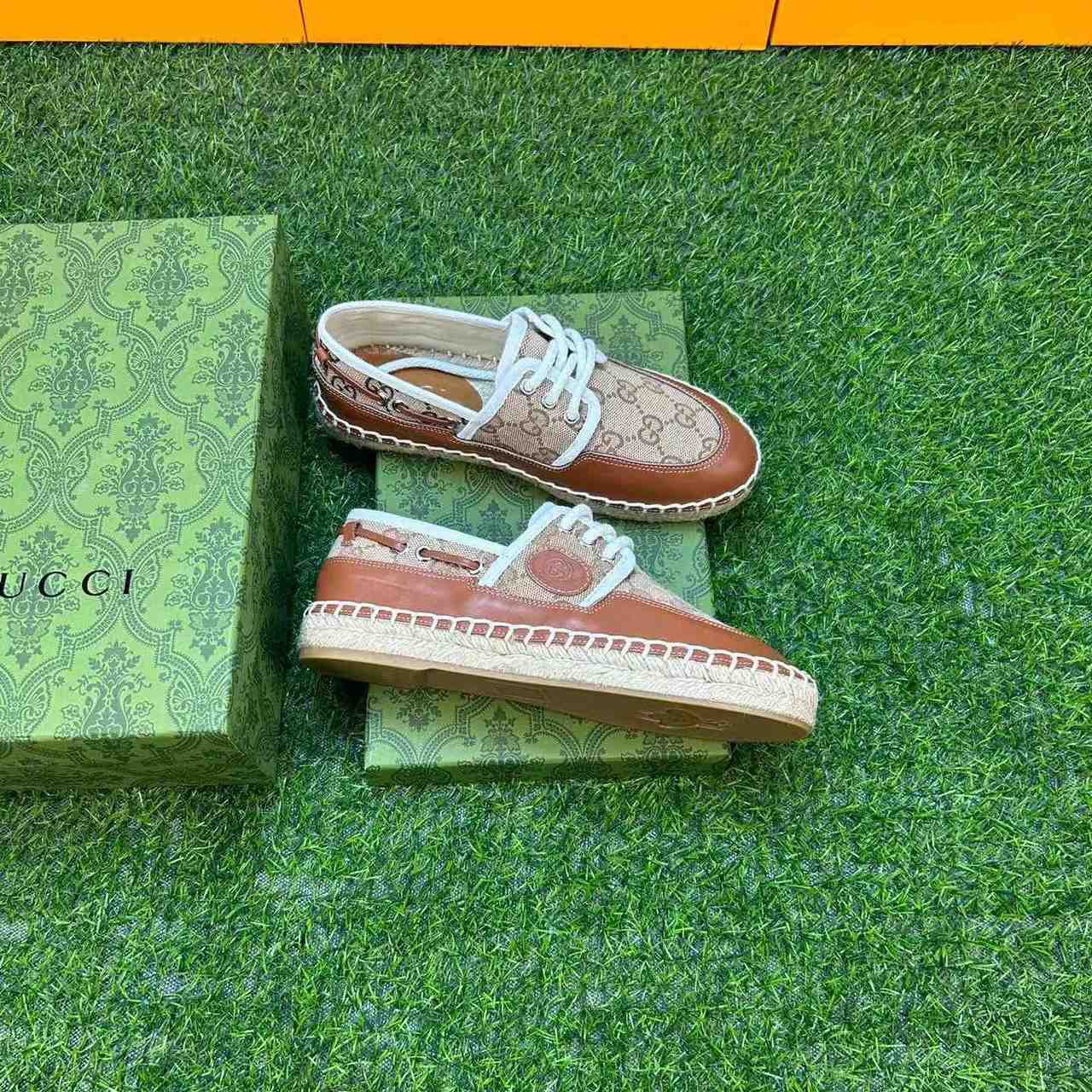 Gucci Lace-up GG Shoe - FashionPlug