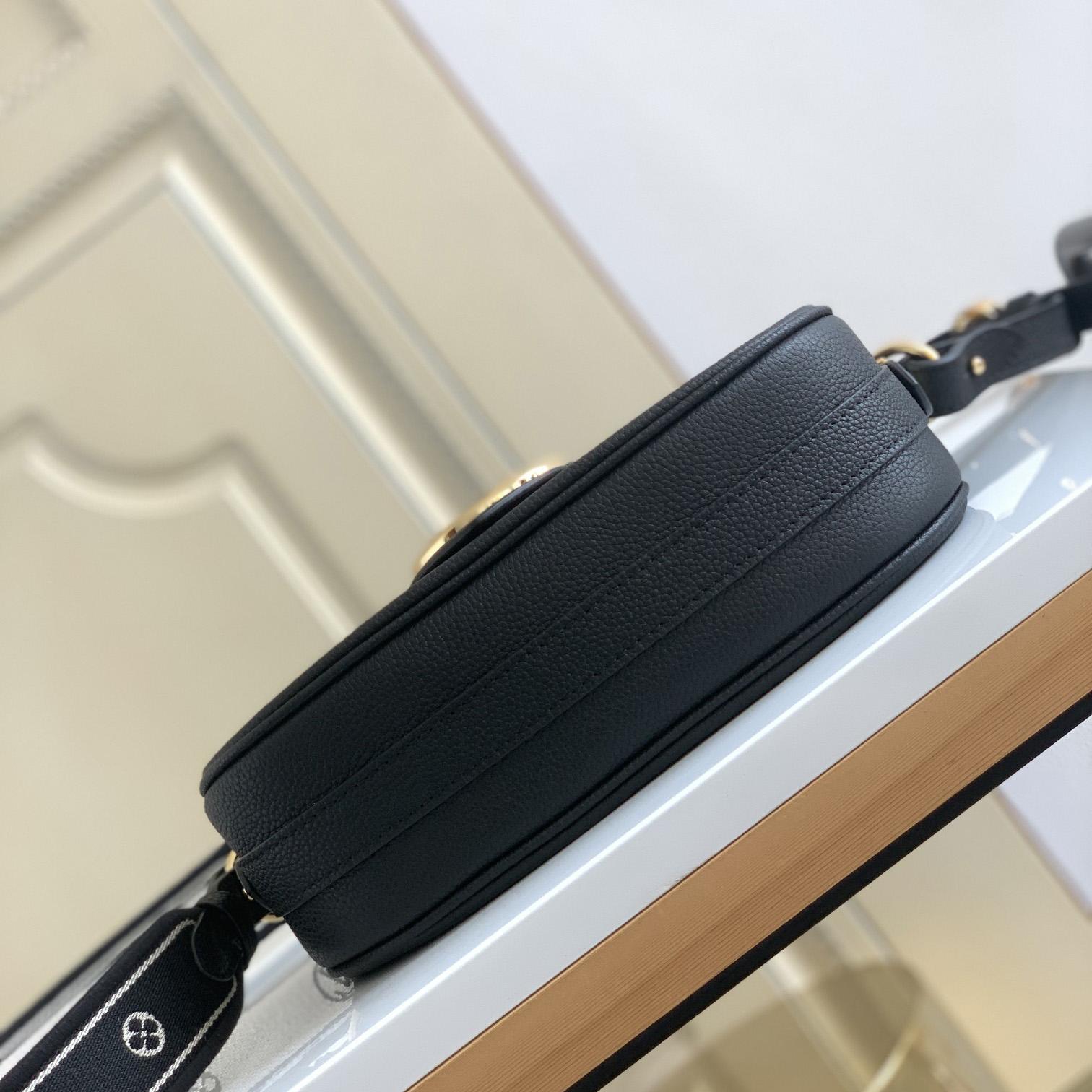 Louis Vuitton LV Pont 9 Soft MM (25 x 17.5 x 8cm) - FashionPlug