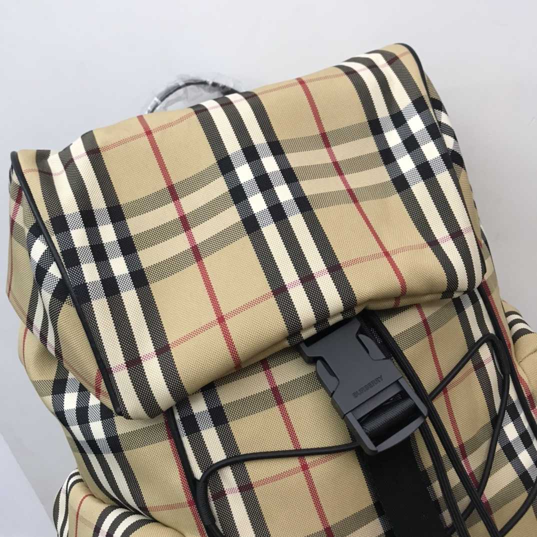 Burberry Murray Archive Check Drawstring Fasten Backpack (30 x 17 x 50cm) - FashionPlug