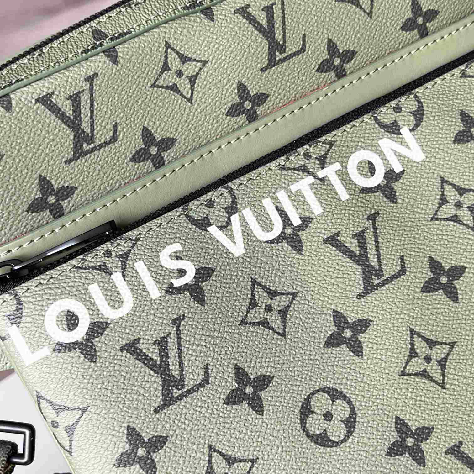 Louis Vuitton Trio Messenger   M23783 - FashionPlug