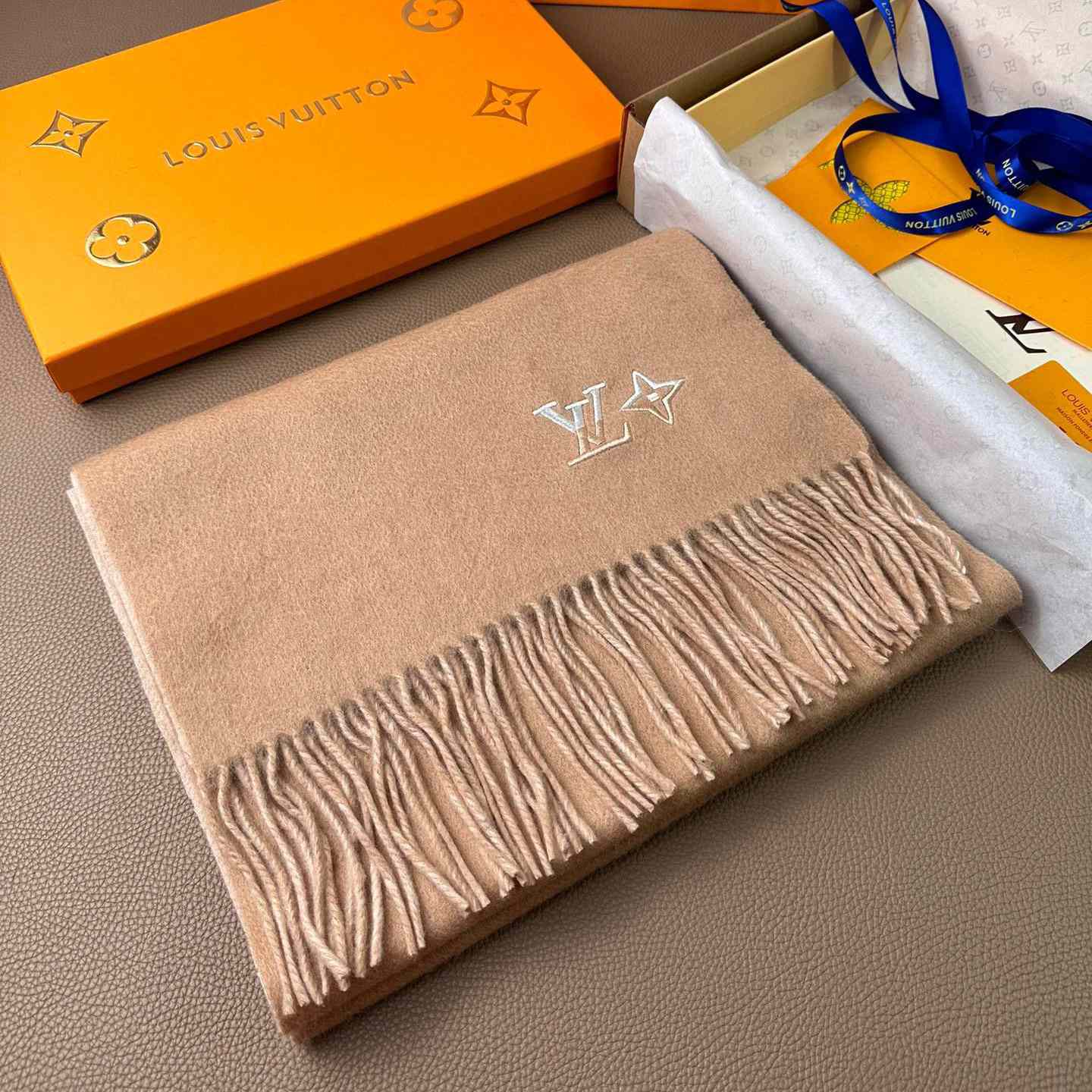 Louis Vitton LV Dual Scarf - FashionPlug