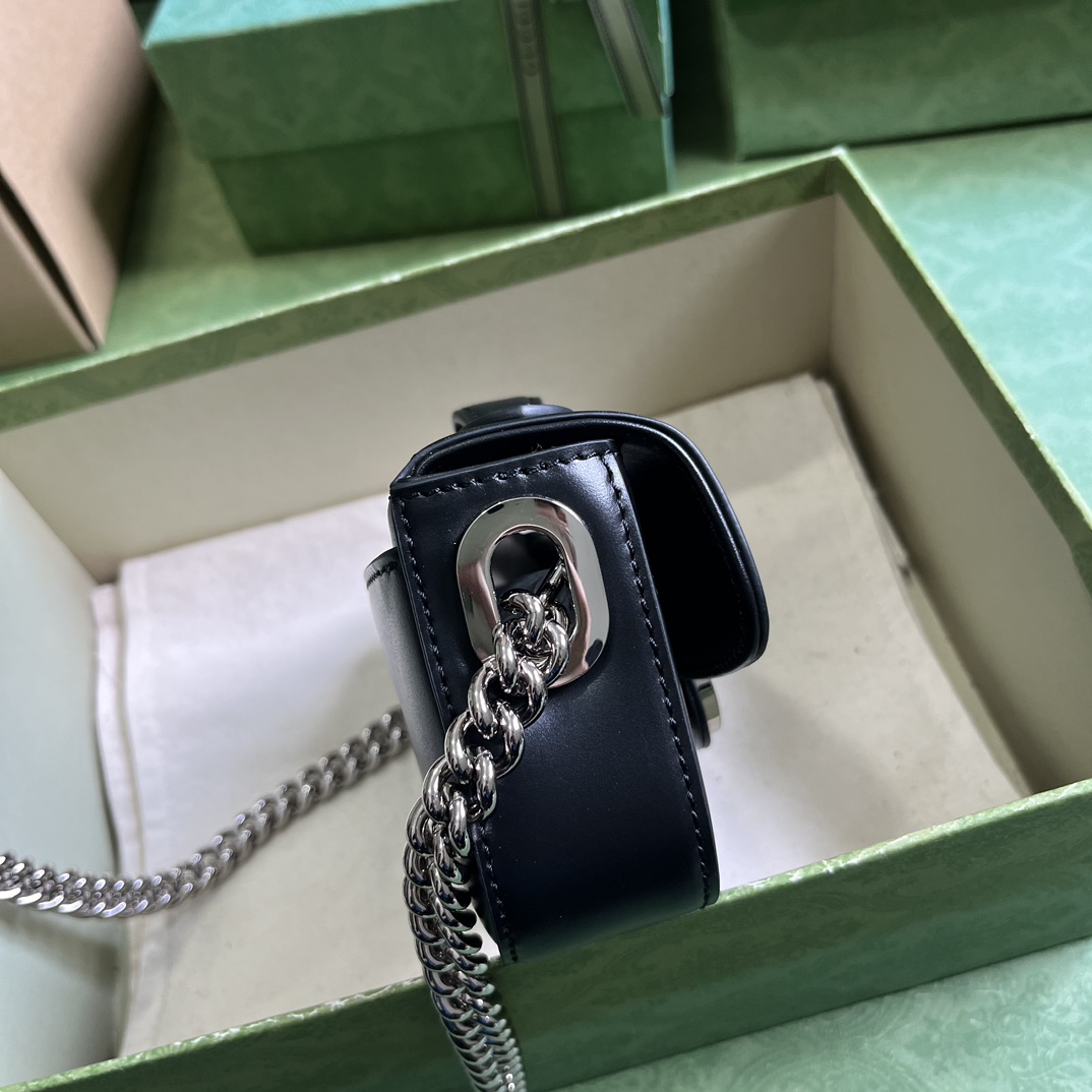 Gucci Petite GG Super Mini Bag (10x 18.5x 4cm) - FashionPlug