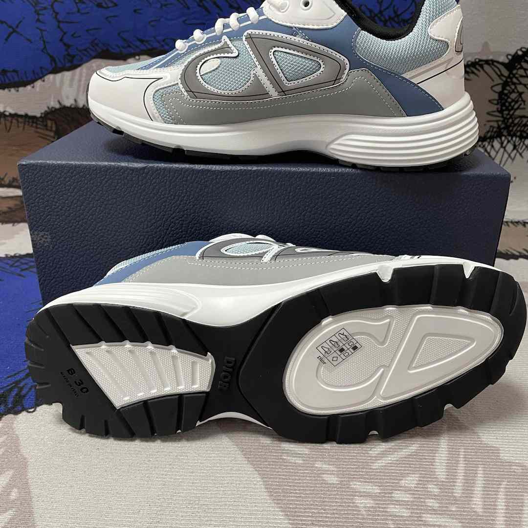 Dior B30 Sneaker  - FashionPlug