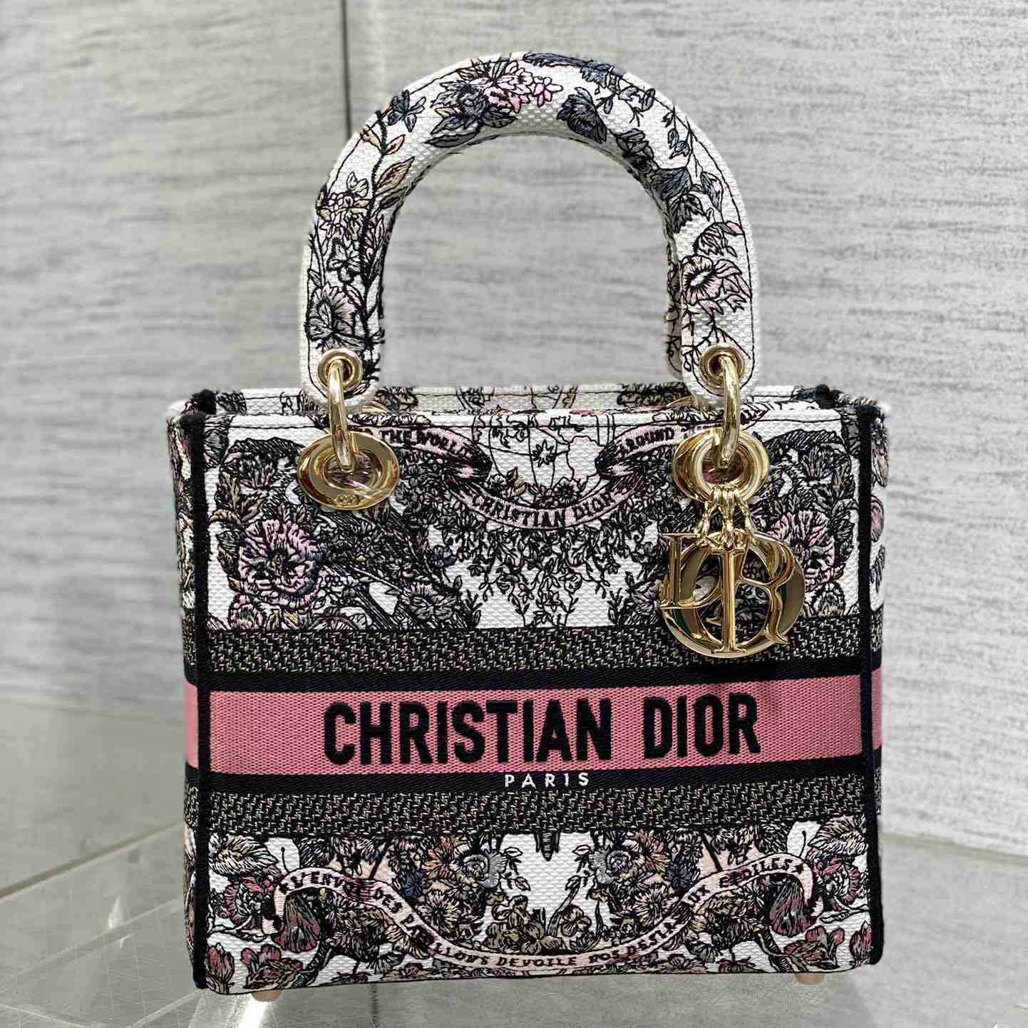 Dior Medium Lady D-lite Bag - FashionPlug